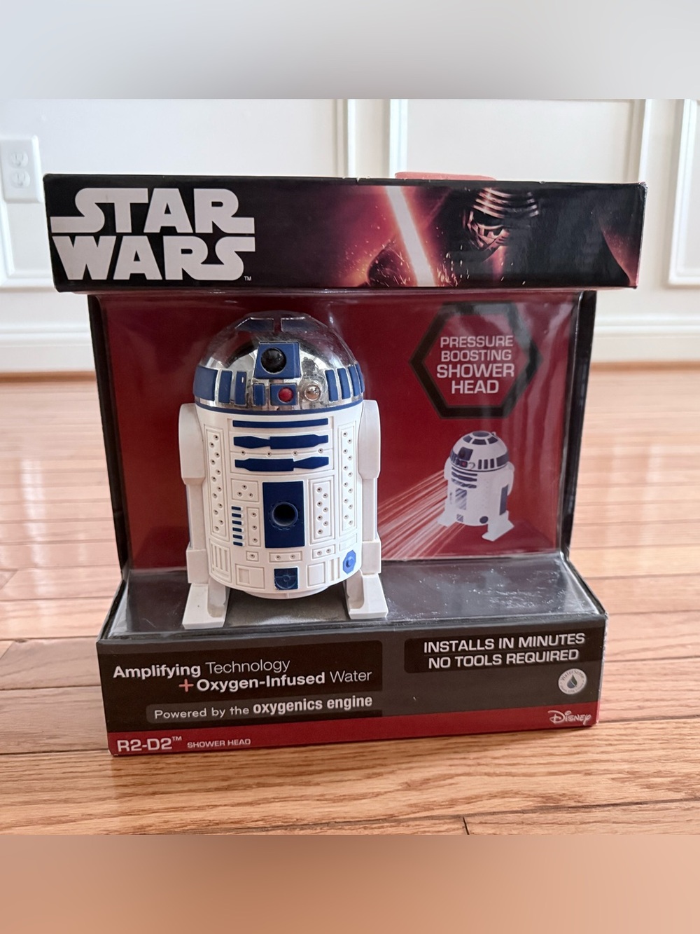 Oxygenics Star Wars R2-D2
Pressure Boosting Shower Head